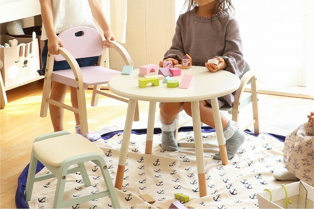 アイラボ・エフライン キッズ チェア｜子どもの自主性を育む学習・知育