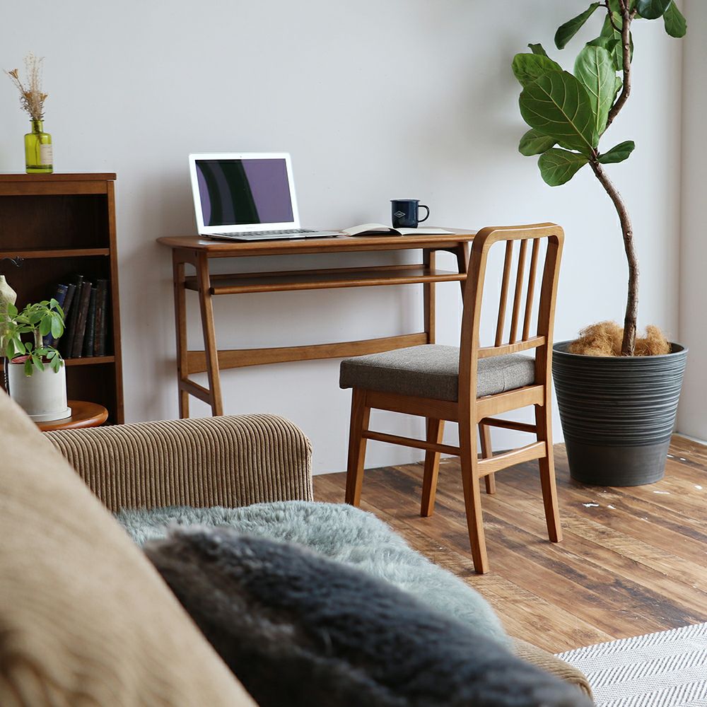 美しいヴィンテージ風デスク