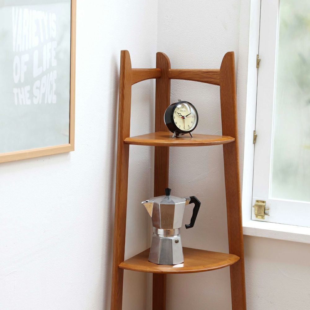 おしゃれでディスプレイに最適なコーナーラック