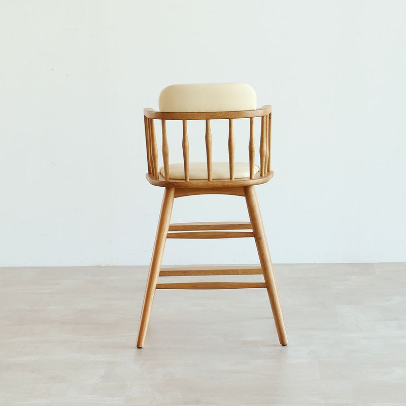 北欧テイストのキッズハイチェア
