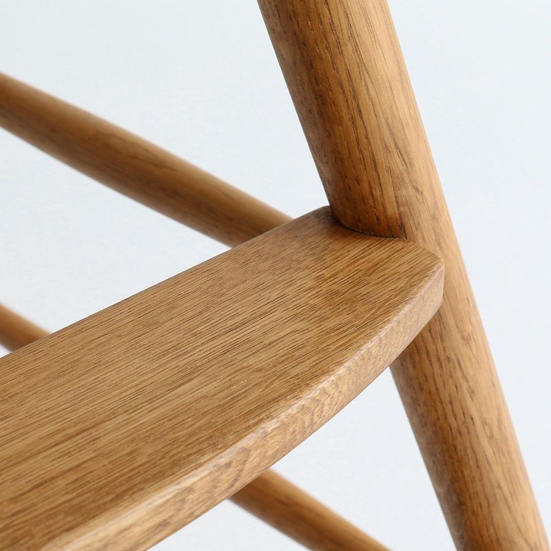 北欧テイストのキッズハイチェア