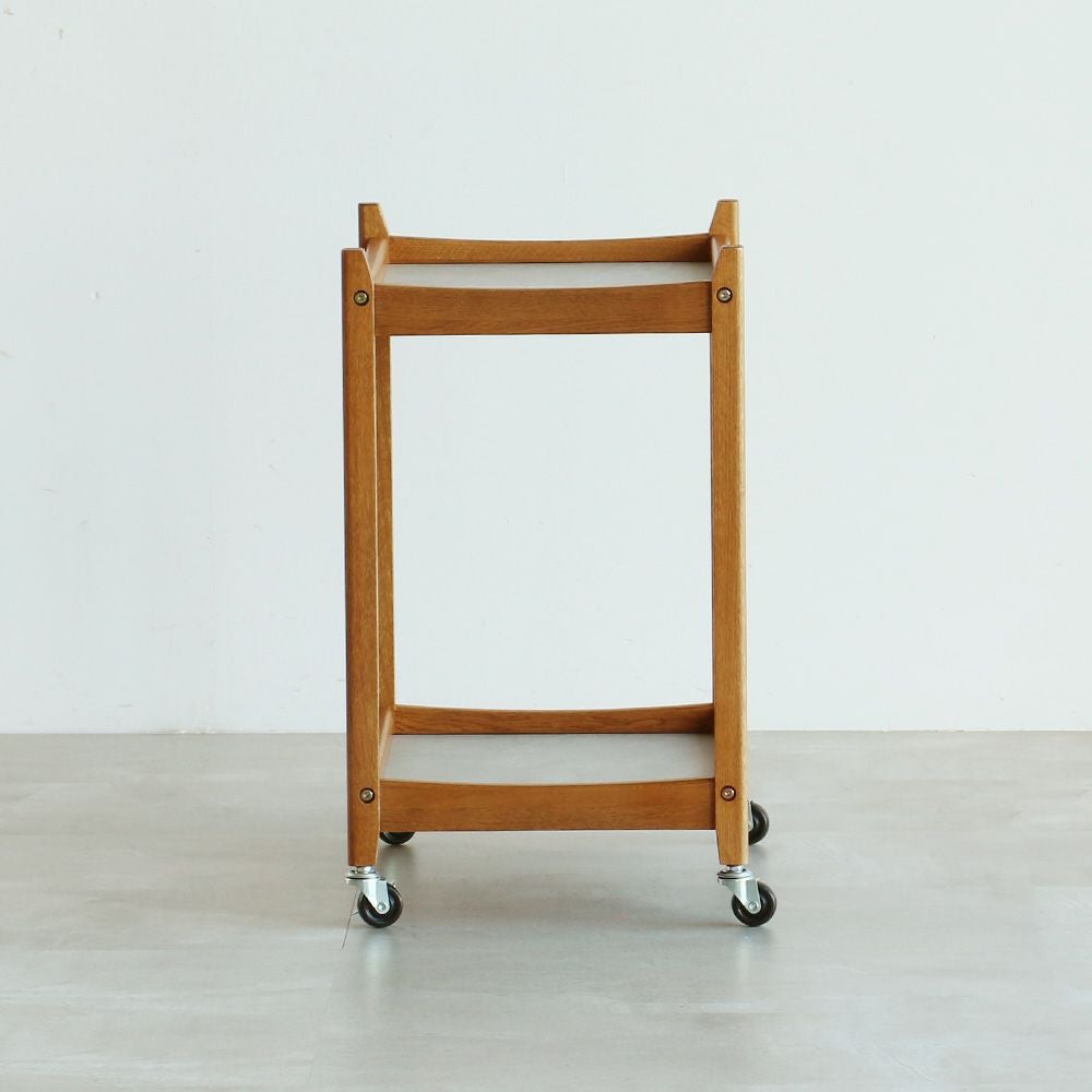 北欧テイストのワゴン