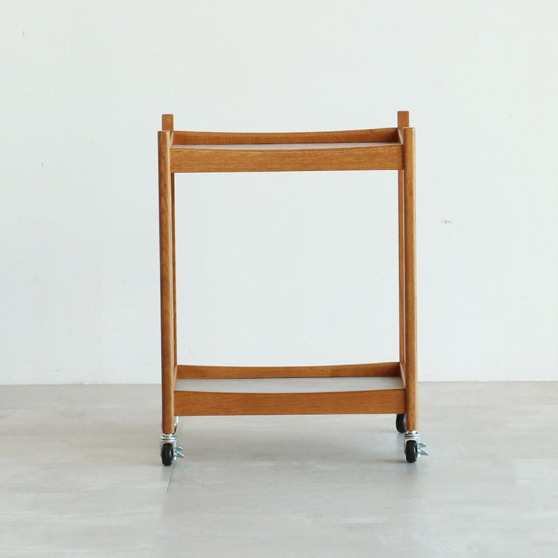 北欧テイストのワゴン