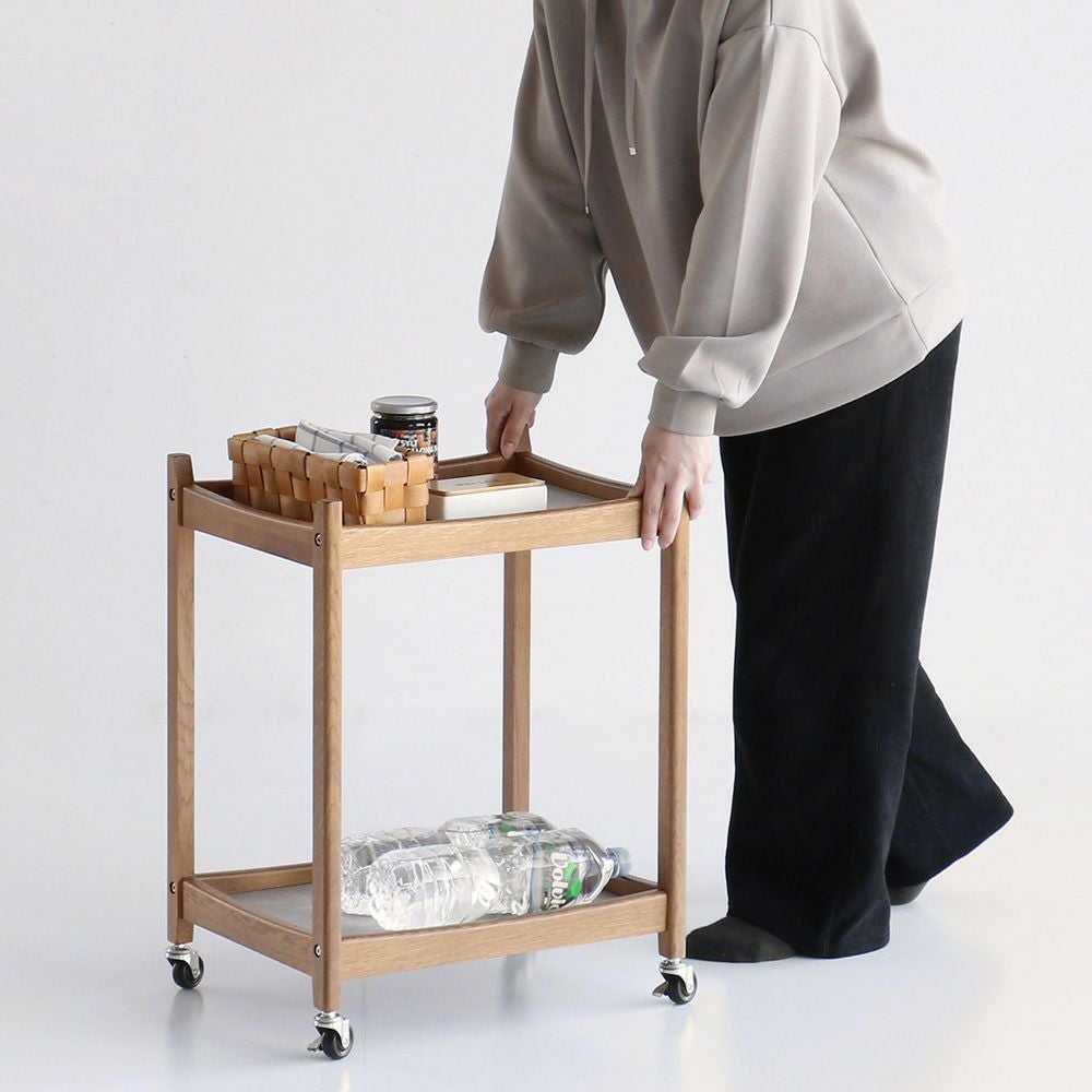 北欧テイストのダイニングテーブル