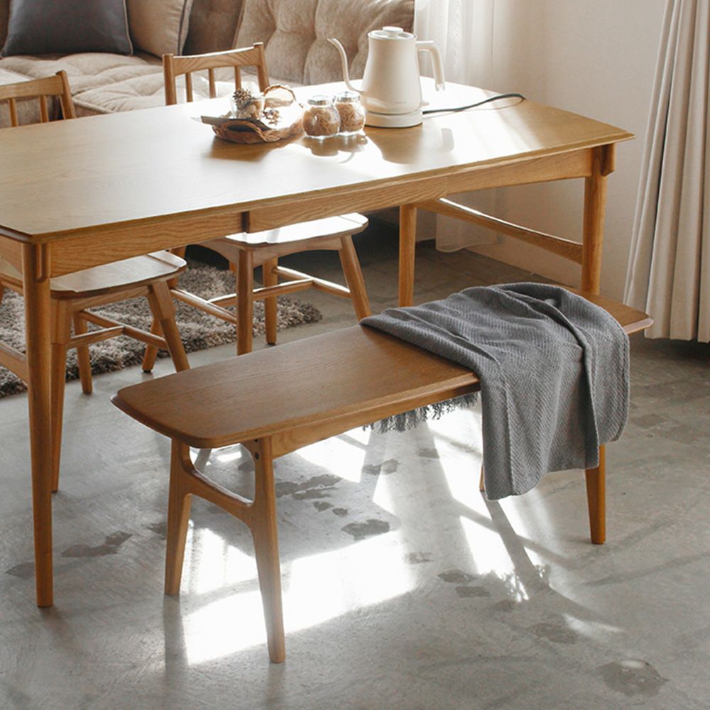 北欧テイストのダイニングベンチ