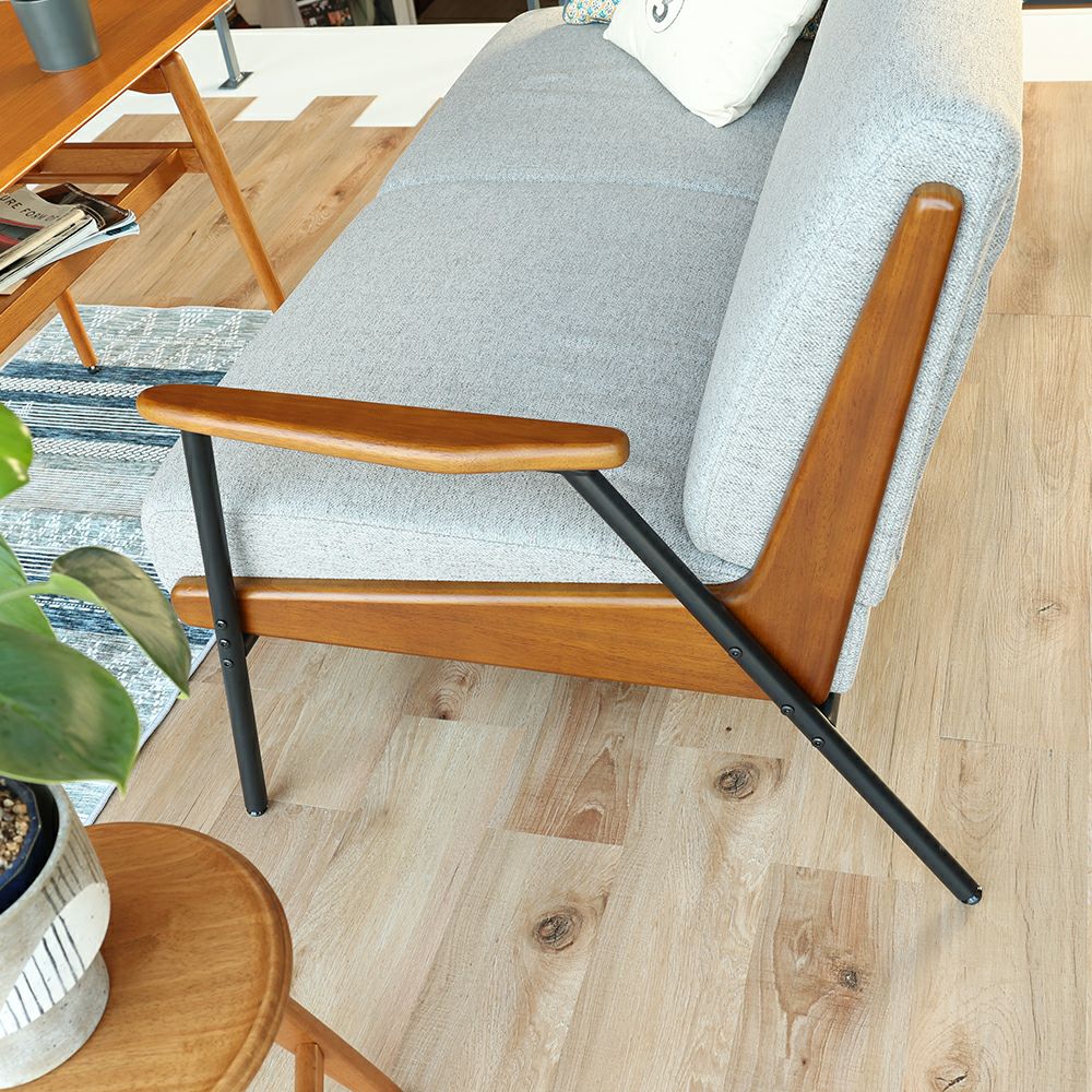 スチール脚と木製フレームの2Pソファ