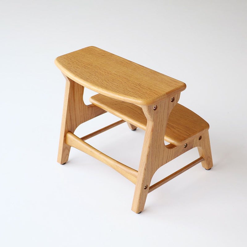 北欧テイストのキッズステップ