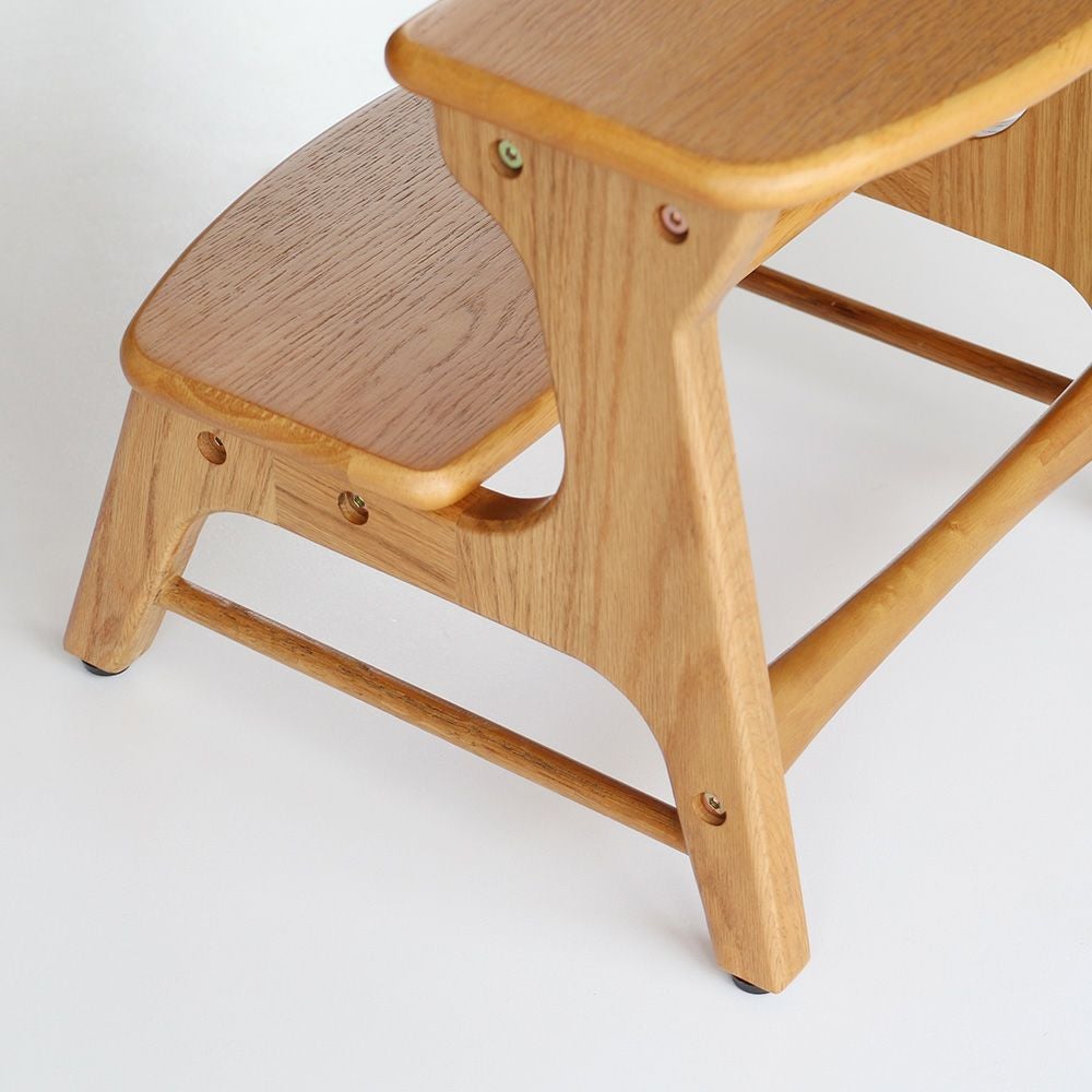 北欧テイストのキッズステップ