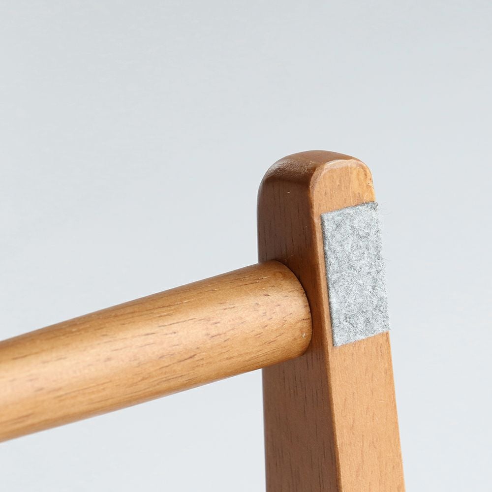 スッキリしたデザインのハンガーラック