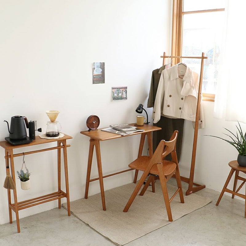 スッキリしたデザインのハンガーラック